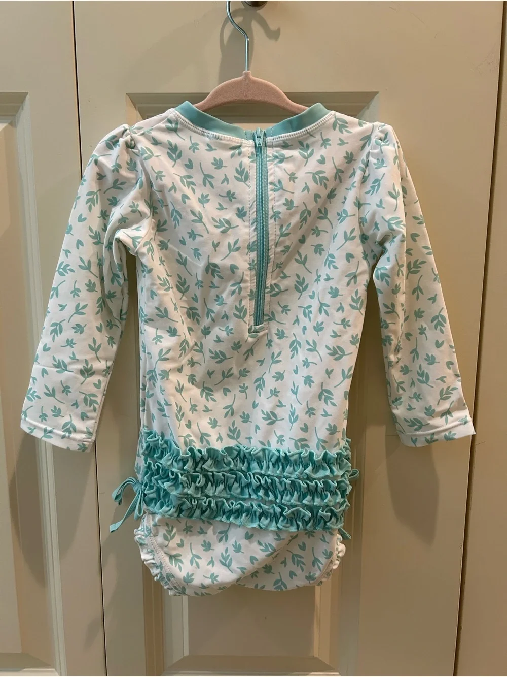 Ruffle Butts 2T Long-Sleeve One Piece Rash Guard